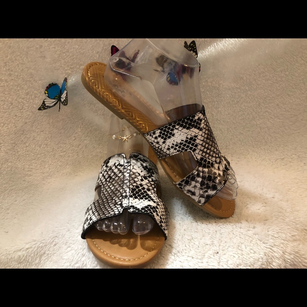 Open Toe Flat Slide Sandals.NEW